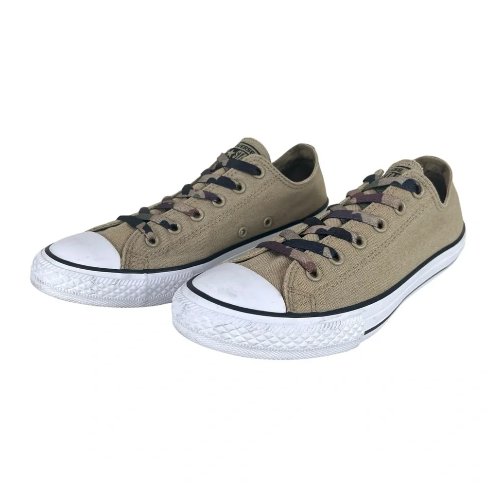 Converse junior size